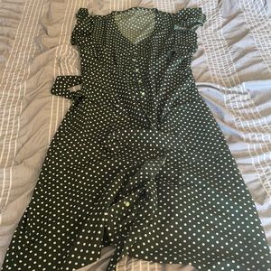 Retro style green button down dress with cap sleeves